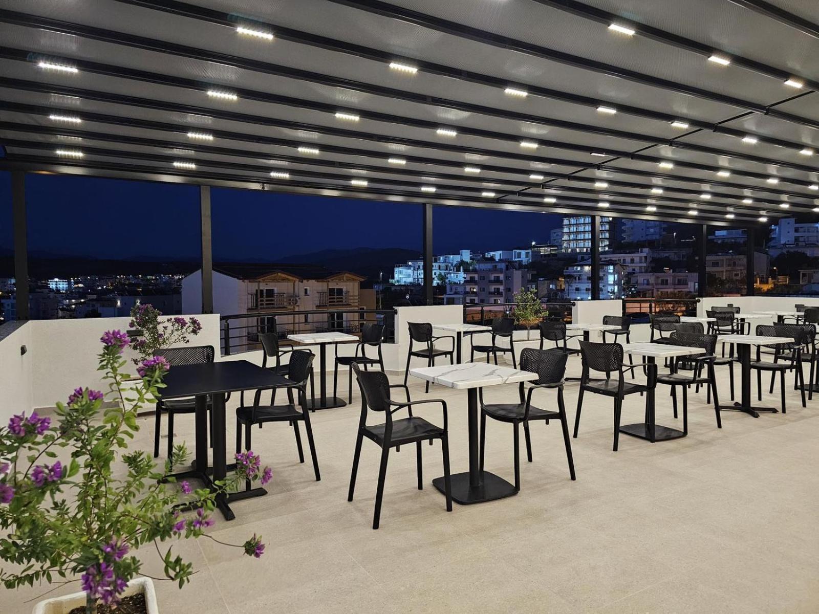 Monel Hotel Εξαμίλιο Εξωτερικό φωτογραφία