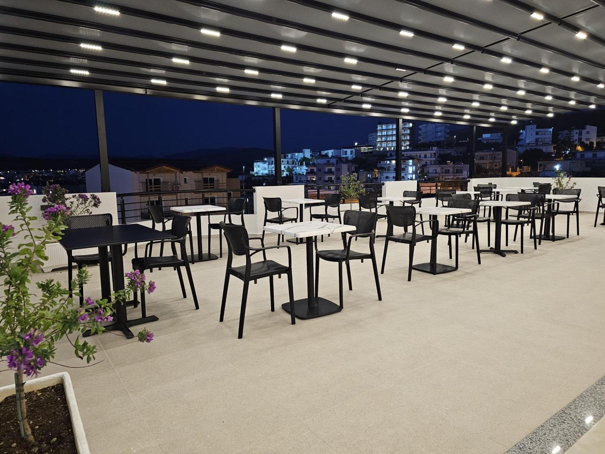 Monel Hotel Εξαμίλιο Εξωτερικό φωτογραφία